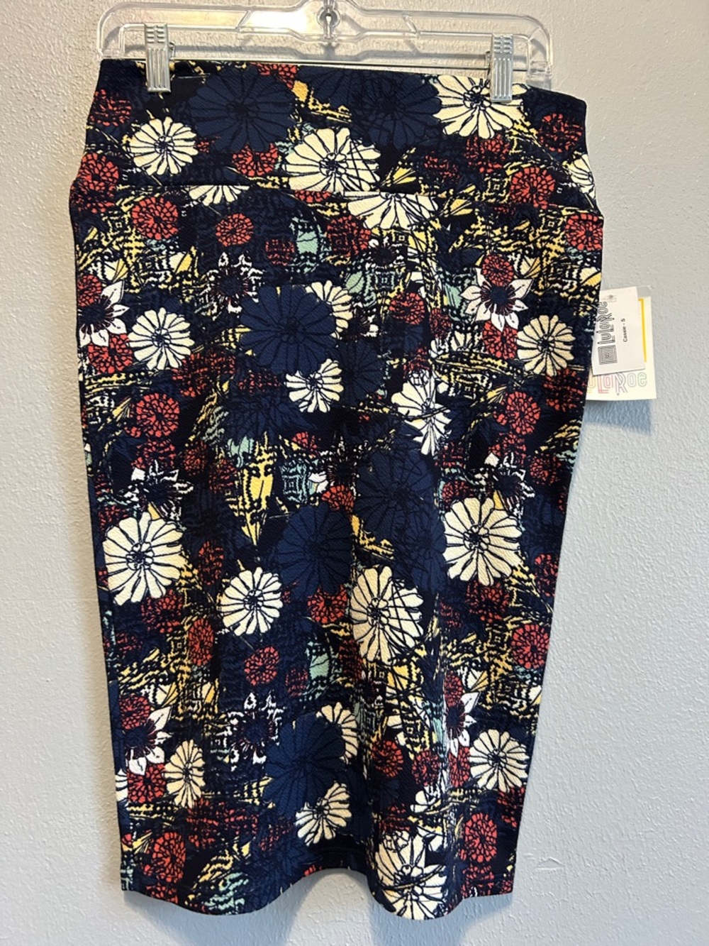 LuLaRoe Navy Floral Cassie Skirt with White, Red & Yellow Accents Size Small